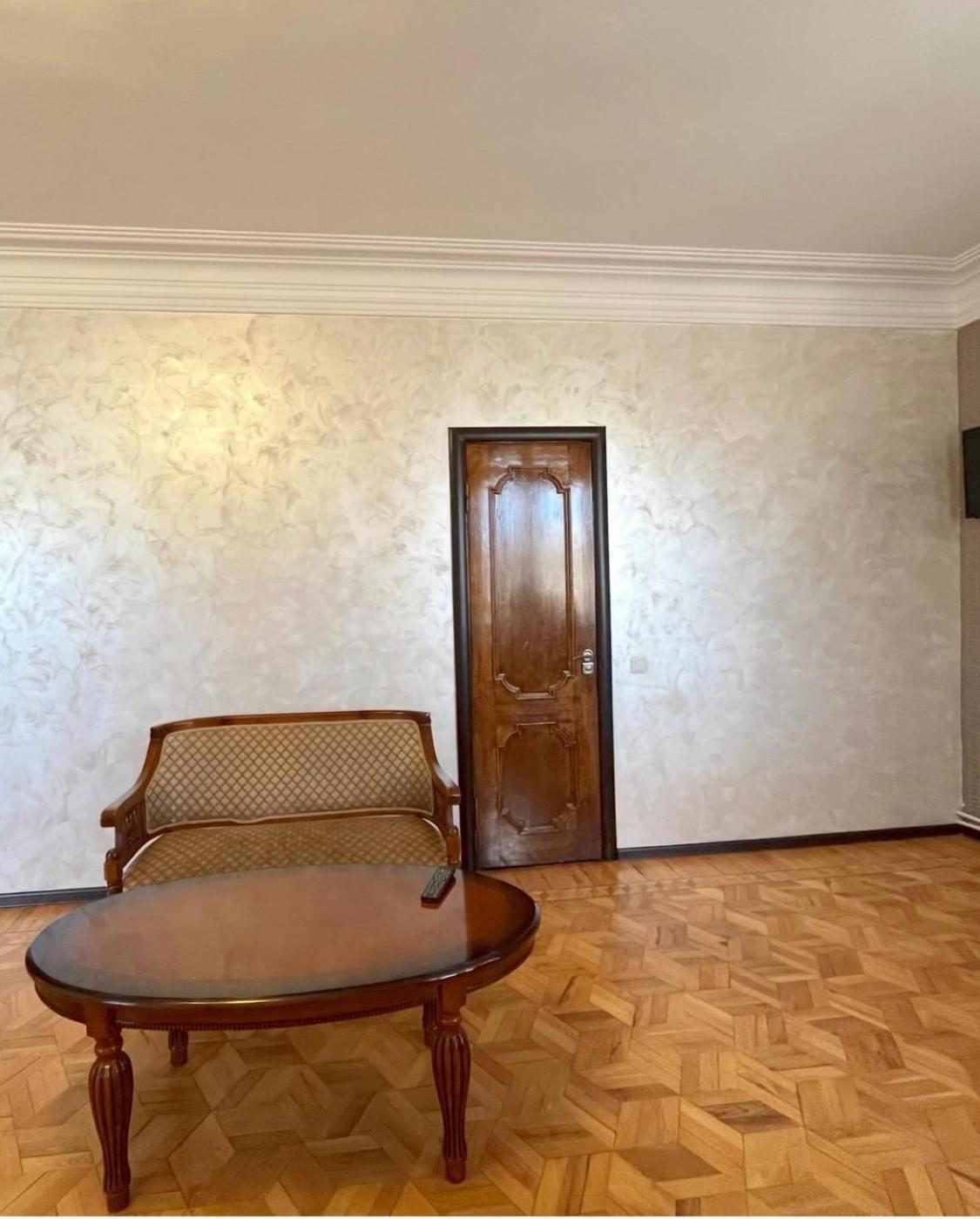 Baron Hotel Vanadzor Exterior photo