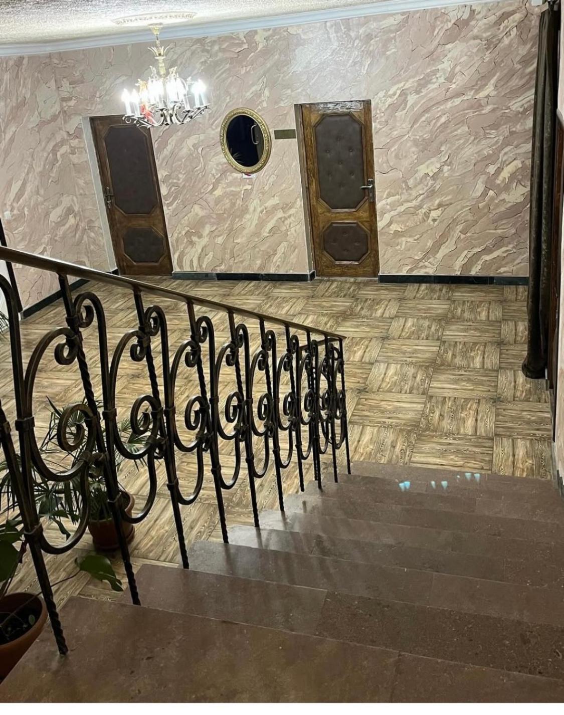 Baron Hotel Vanadzor Exterior photo